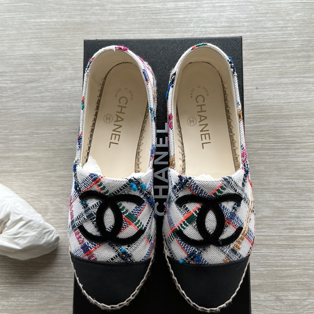 Chanel Tweed Espadrilles - Picture 5 of 6